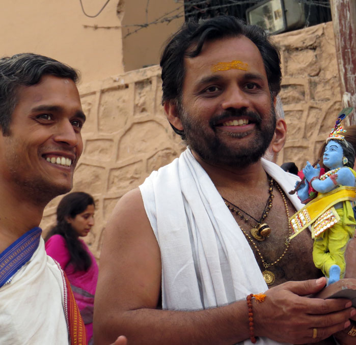 Sri Hari & Uni Krishnan bring Sri Krishna to the Ganga